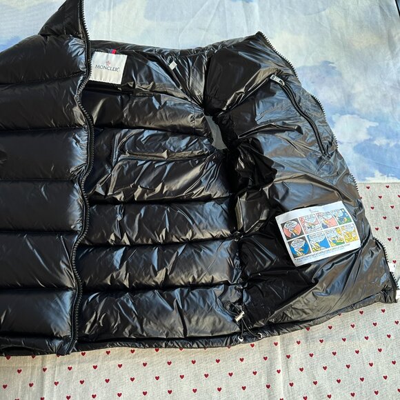 Moncler Down Vest Down - Picture 5 of 9